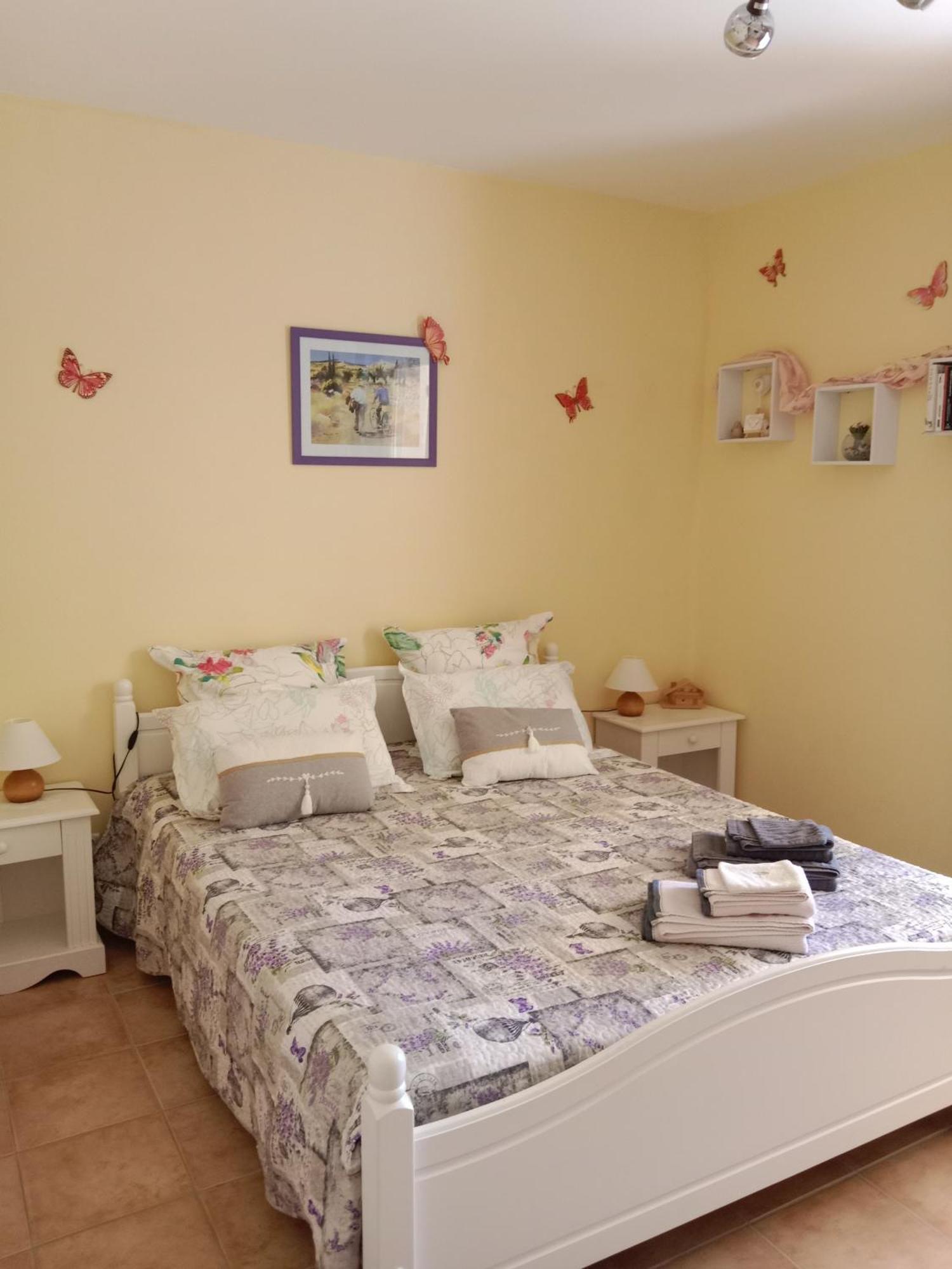 La Farigoulette Bed and Breakfast Lorgues Εξωτερικό φωτογραφία